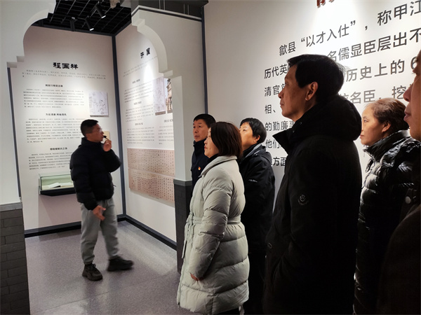 1676276073663478.jpg 649b83de262eeaf2a6bb1b5188d1fbf.jpg