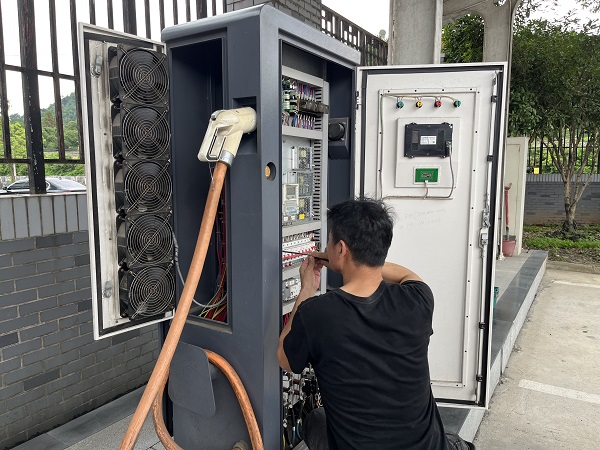 1689841216447246.jpg 23.7.20做好用电设备“大体检” 安全出行有保障-1.jpg