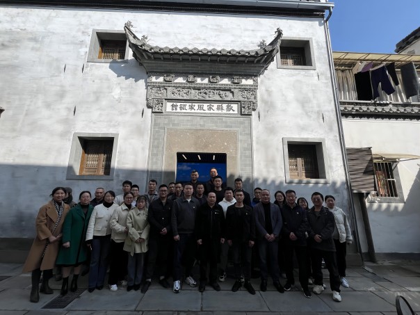 1700037659270703.jpg 家风家训1(1).jpg